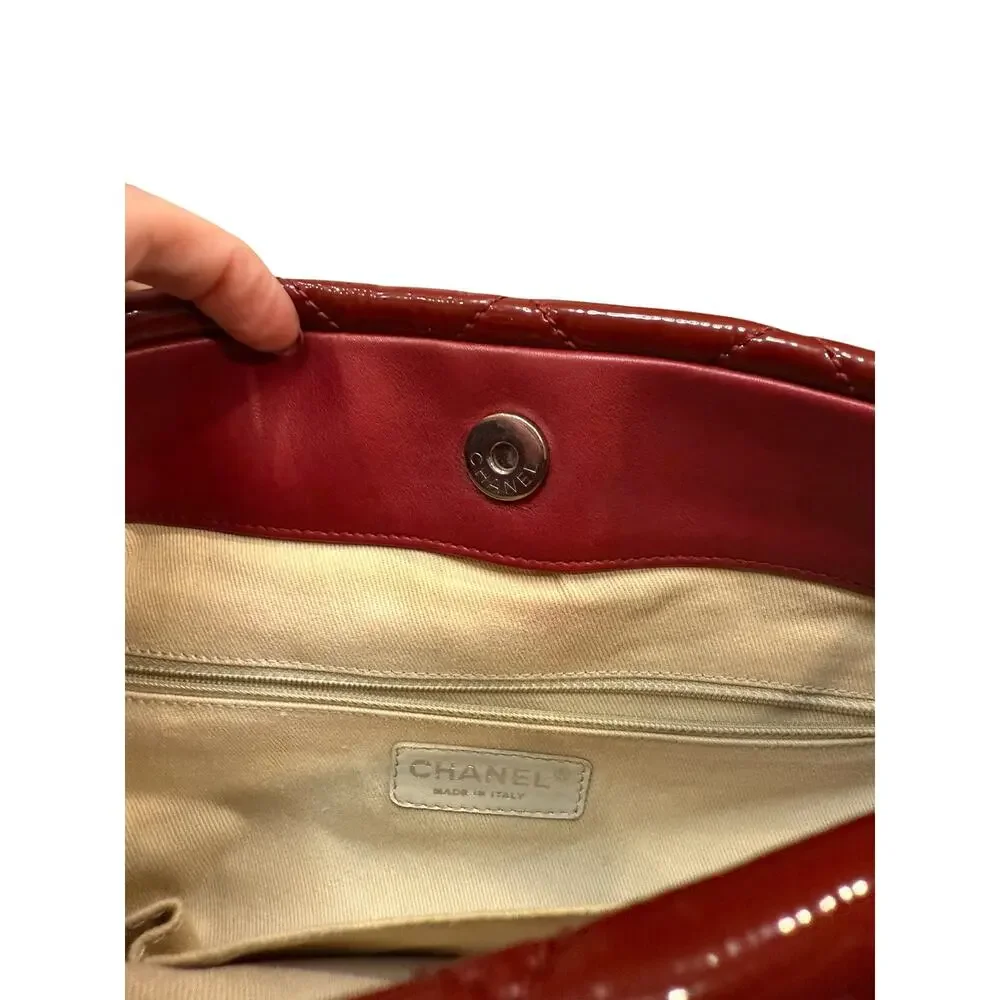 Chanel 2012 Chain Leather Shoulder Bag